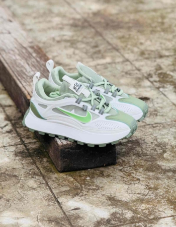 NIKE GREEN