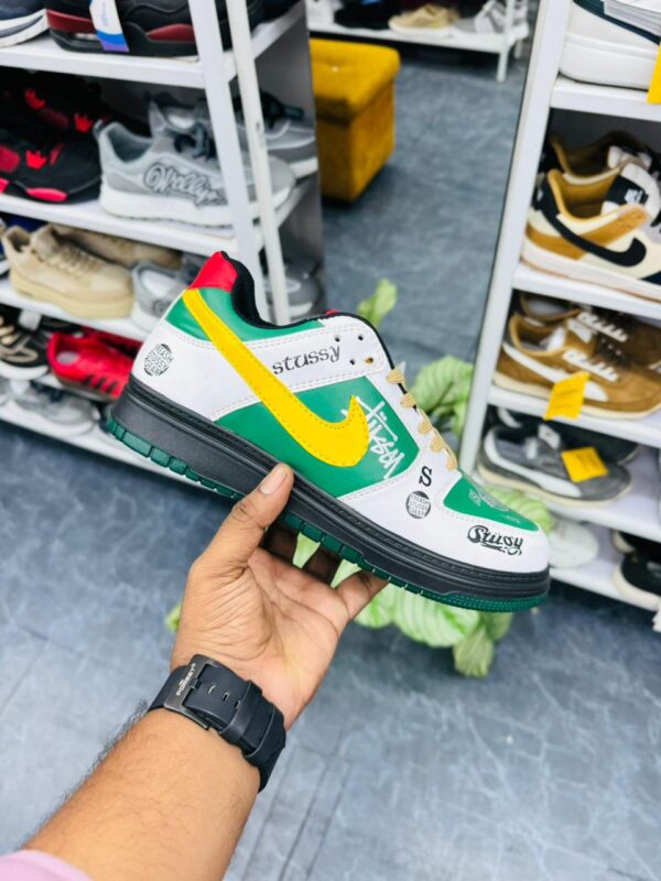 NIKE MULTY