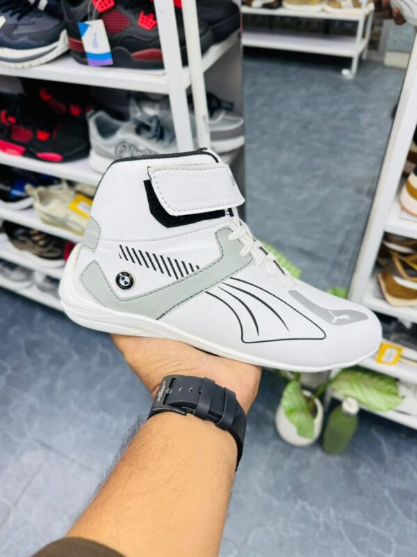 MOTOSPORT GRAY