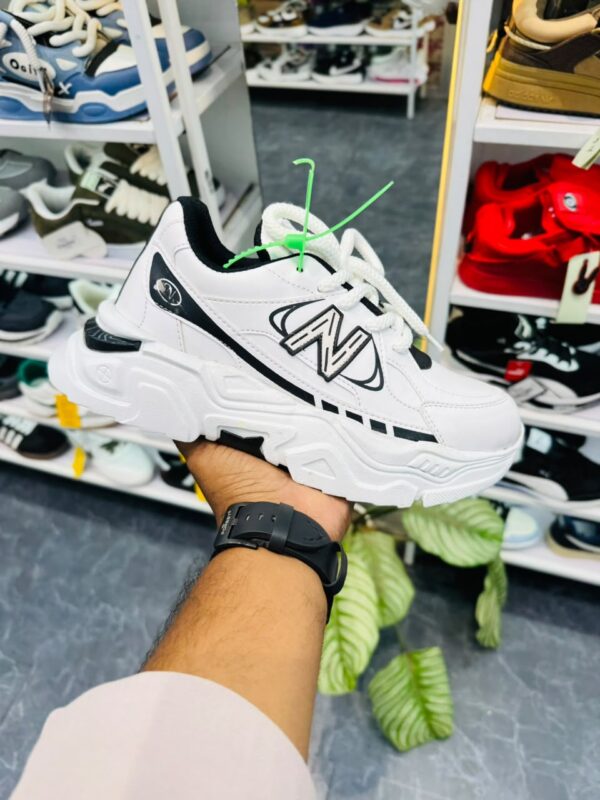 NB WHT/BLK